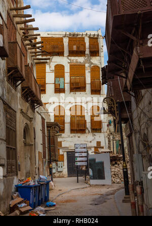 Le vecchie case in legno mashrabiyas di al-Balad trimestre, Mecca provincia, Jeddah, Arabia Saudita Foto Stock