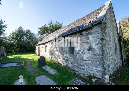 St Rhychwyns' chiesa a Llanrhychwyn vicino Trefriw nel Conwy Valley Galles del Nord il più antico sopravvissuto del VI secolo la struttura della chiesa in Galles Foto Stock