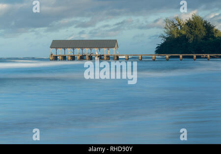 Alba e tramonto a Hanalei Bay su Kauai Hawaii Foto Stock