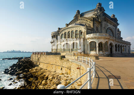 Casinò abbandonato edificio sul Boardwalk in Constanta, Romania Foto Stock