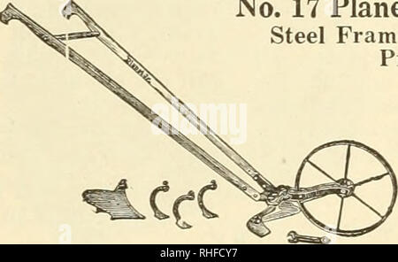. Bolgiano il capitol city semi : 1937 48th anno. Vivai (orticoltura) cataloghi; lampadine (piante) cataloghi; Verdure cataloghi; utensili da giardino cataloghi; semi cataloghi; fiori cataloghi; pollame le attrezzature e le forniture dei cataloghi. Ruote in acciaio. Prezzo, $10.50 attrezzatura include gli allegati necessari in La Garde media n. Una coppia di 6 pollici zappatrici per la coltivazione poco profonde e ripulendo dalle erbacce, coltivatore di quattro denti per una più profonda e generale di coltivazione e di una coppia di aratri per aratura, solcando e rincalzatura e una coppia di foglie sollevatori che sono utili nel proteggere le foglie e i vigneti quando sono le colture di maturazione. Come fare Foto Stock