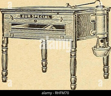 . Bolgiano "grandi" krop semi : "collaudato e affidabile" oltre un secolo i coltivatori di mercato e i camionisti. Semi Maryland Baltimore cataloghi; Verdure Maryland Baltimore cataloghi; giardini le attrezzature e le forniture dei cataloghi; Vivai (orticoltura) Maryland Baltimore cataloghi. No. 52 Beliable il nostro incubatore speciale rispetto alla nostra linea di prodotti standard il nostro incubatore speciale. La nostra linea speciale è realizzato con lo stesso materiale di qualità come il nostro Standard, ha la stessa regolazione, lo stesso doppio dispositivo di riscaldamento, lo stesso ventilat- ing e sistema di umidità. La nostra speciale ha tutti i punti importanti per berlina Foto Stock