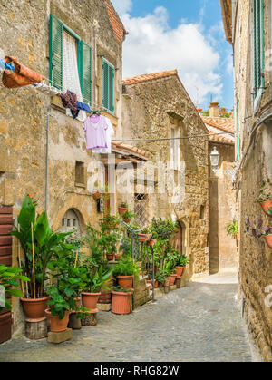 Farnese, vecchio e bellissimo paesino della provincia di Viterbo, Lazio, Italia. Foto Stock