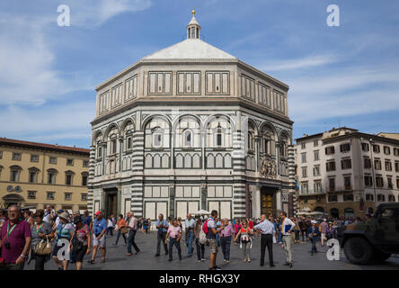 Il Battistero di Firenze, noto anche come il Battistero di San Giovanni, Firenze, Italia Foto Stock