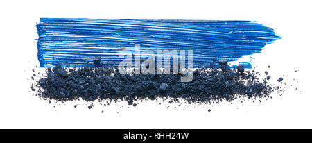 Texture di blue mascara per ciglia isolati su sfondo bianco. Cospargere di blu navy mascara per ciglia su sfondo bianco. Foto Stock