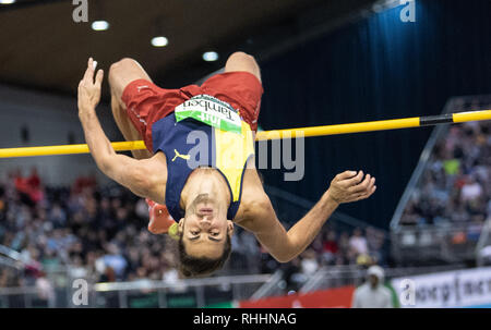 Karlsruhe, Germania. 02Feb, 2019. Atletica, International Meeting di Karlsruhe in Karlsruhe Exhibition Hall 3. Gianmarco Tamberi dalla Grecia salta al salto in alto degli uomini. Credito: Sebastian Gollnow/dpa/Alamy Live News Foto Stock