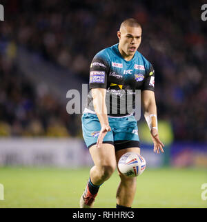 Cheshire, Regno Unito. 2° febbraio 2019. Betfred Super League Warrington lupi v Leeds rinoceronti Tui Lolohea di Leeds rinoceronti calci la palla in gioco generale. Credito: Touchlinepics/Alamy Live News Foto Stock