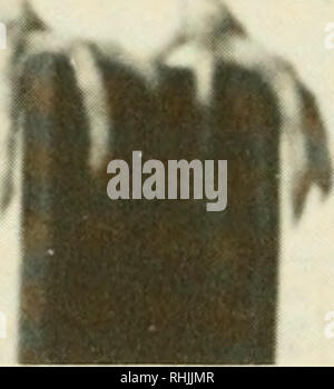 . Uccelli in Kansas. Uccelli -- Kansas identificazione. Un adulto Upland Sandpiper (Bartramia longicauda). Foto di David A. Rintoul. Upland Sandpiper Bartramia longicauda (Bechstein) Stato: l'Altopiano Sandpiper è un comune migrante in la metà orientale dello stato ed è raro in occidente. Esso razze comunemente nelle Colline di pietra focaia e meno comunemente altrove; esso può essere assente nell'estremo ovest come un uccello di allevamento. Periodo di ricorrenza: il più presto registrata la data di arrivo è il 6 marzo, ma la maggior parte dei uccelli arrivano circa il 4 aprile. L'ultima data di partenza. Si prega di notare che queste immagini sono estratte dal Foto Stock