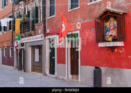 Venezia / Italia - 12 ottobre 2010: il Partito della Rifondazione Comunista, comunista italiano partito politico edificio in Venezia Foto Stock