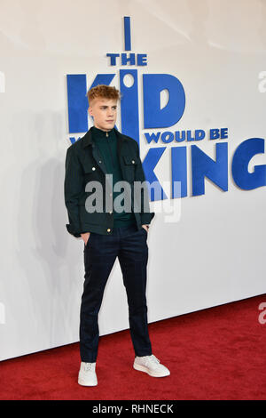 Londra, Regno Unito. 03Feb, 2019. Tom Taylor arriva al bambino che sarebbe stato re il 3 febbraio 2019 a Luxe Odeon Leicester Square, Londra, Regno Unito. Credito: Picture Capital/Alamy Live News Foto Stock