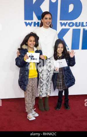 Londra, Regno Unito. 3 febbraio, 2019. Il capretto che sarebbe stato re - Famiglia di screening di gala al Luxe Odeon Leicester Square il 3 febbraio 2019 Credit: Tom Rose/Alamy Live News Foto Stock
