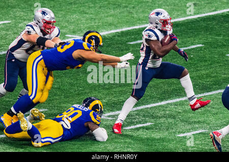 Atlanta, Georgia, Stati Uniti d'America. 03Feb, 2019. New England Patriots running back Sony Michel (26) durante il Super Bowl LIII tra il Los Angeles Rams e il New England Patriots domenica 3 febbraio 2019 al Mercedes-Benz Stadium di Atlanta, GA. Giacobbe Kupferman/CSM Credito: Cal Sport Media/Alamy Live News Foto Stock