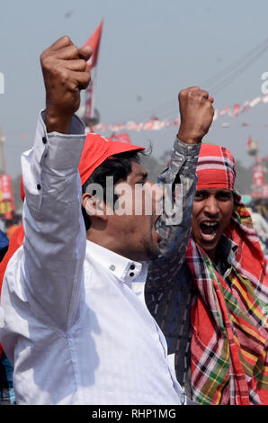 Kolkata, India. 03Feb, 2019. Attivista di sinistra da parte differente del membro prendere parte nella parte anteriore sinistra della brigata rally davanti a elezioni generali 2019. Credito: Saikat Paolo/Pacific Press/Alamy Live News Foto Stock