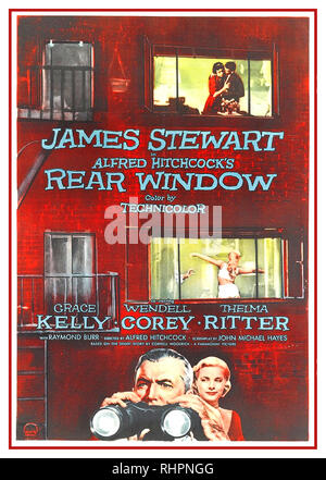 LUNOTTO con James Stewart e Grace Kelly diretto da Alfred Hitchcock. Poster di film vintage statunitense del (1954) questo poster sarebbe stato utilizzato fuori dal cinema nella distribuzione originale dei film. Questo è un thriller classico diretto da Alfred Hitchcock ed è considerato da molti uno dei migliori film di Hitchcock. Foto Stock