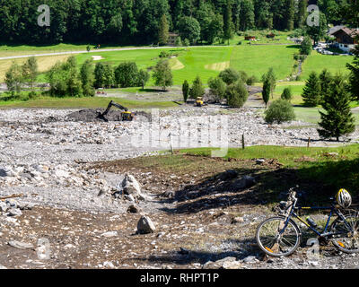 Engelberg, Svizzera - 30 Luglio 2017: frana sul letto di un flusso Foto Stock