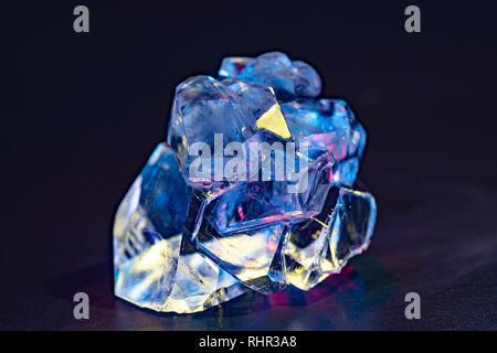 Gemma nugget. Cancellare diamanti grezzi Foto Stock