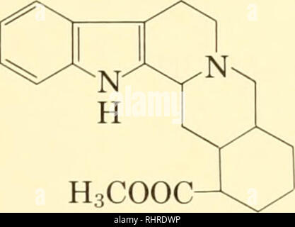 . Biochimica sistematica. Variazione biochimica; Botanica. CH3 CH3 harmine fisostigmina. H3COOC yohimbine HO. Si prega di notare che queste immagini vengono estratte dalla pagina sottoposta a scansione di immagini che possono essere state migliorate digitalmente per la leggibilità - Colorazione e aspetto di queste illustrazioni potrebbero non perfettamente assomigliano al lavoro originale. Alston, Ralph E; Turner, B. L. (Billie Lee), 1925-. Englewood Cliffs, N. J. , Prentice-Hall Foto Stock