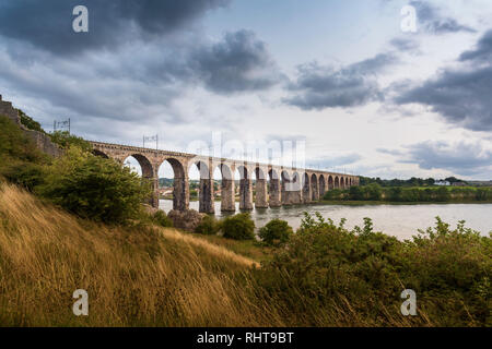 Royal ponte di confine, Berwick upon Tweed, Northumberland, Regno Unito Foto Stock