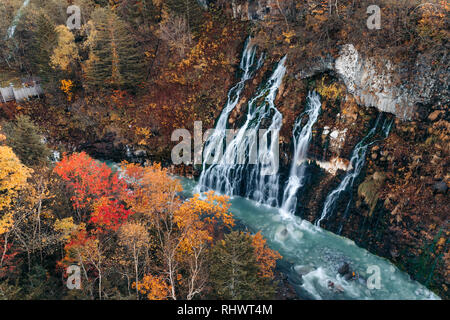 Shirahige cascata in autunno, Hokkaido Foto Stock