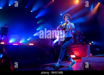 Plymouth, Regno Unito. 03Feb, 2019. Rob Damiani del british rock band Don Broco eseguendo il loro tour in Plymouth padiglioni. Credito: Steve Lewington/ Alamy Live News Foto Stock