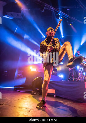 Plymouth, Regno Unito. 03Feb, 2019. Si Delany chitarrista del british rock band Don Broco eseguendo il loro tour in Plymouth padiglioni. Credito: Steve Lewington/ Alamy Live News Foto Stock