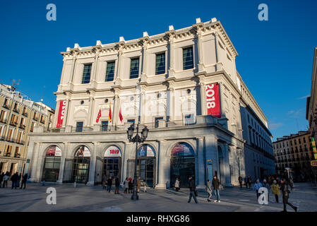 Madrid, Spagna; Febbraio 2019: il Teatro Reale, inaugurato nel 1850, è uno dei più grandi teatri lirici in Europa Foto Stock