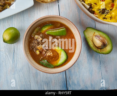 Tex-Mex Ultimate Premnoplex zuppa, Premnoplex zuppa, cucina tex-mex e tradizionali piatti assortiti, vista dall'alto. Foto Stock