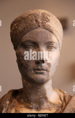 Vibia Sabina (83-136/137). Imperatrice romana, moglie dell'imperatore Adriano. 122-128 d.c. Busto. Il marmo. Il Met. New York. Stati Uniti d'America Foto Stock