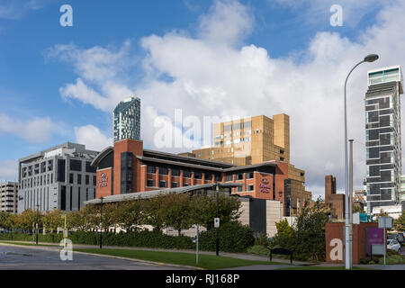 Il centro di Liverpool compresi West Tower, Crowne Plaza Hotel e sede della capitale, Merseyside, Regno Unito Foto Stock