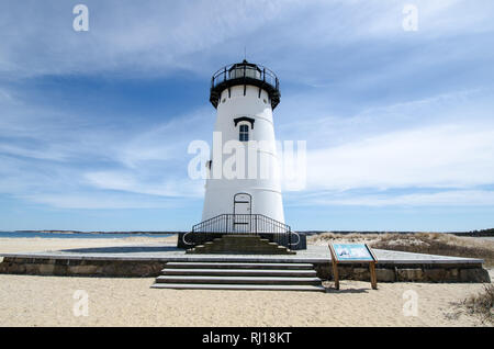 Edgartown Lighthouse, di Martha's Vineyard in Massachusetts - ampio angolo di visione. Foto Stock