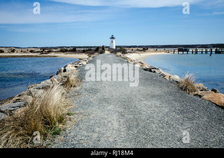Edgartown Lighthouse, di Martha's Vineyard in Massachusetts - ampio angolo di visione. Foto Stock