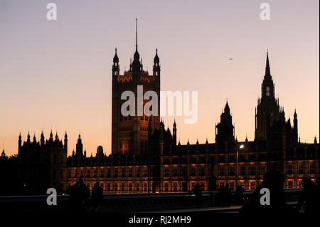 Palazzo di Westminster con Victoria Tower elencati dall'UNESCO Patrimonio Mondiale a Londra, Inghilterra, Regno Unito. 24 ottobre 2008 © Wojciech Strozyk / A Foto Stock