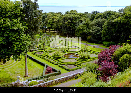 Dunrobin Castle è una casa signorile in Sutherland,nell'area delle Highlands della Scozia e il sedile della famiglia del Conte di Sutherland. Foto Stock