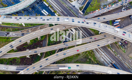 MacArthur dedalo, interscambio autostradale di Oakland, CA, Stati Uniti d'America Foto Stock