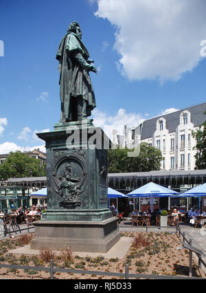 Beethoven-Denkmal, Münsterplatz, Bonn, Nordrhein-Westfalen, Deutschland, Europa Foto Stock