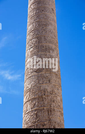 Europa, Italien, Lazio, Rom, Die Trajanssäule auf dem Forum Romanum, Foto Stock