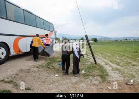 Flüchtlingscamp von Idomeni in Griechenland an der Grenze nach Mazedonien, aprile 2016. Foto Stock