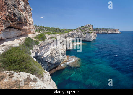 Cala de Sa Comuna, nahe Cala S'Almonia, Santanyi, Ostküste, Mallorca, Balearen, Spanien Foto Stock