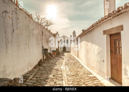 Borgo medievale Monsaraz in Alentejo Portogallo viaggia in Europa Foto Stock