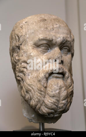 Socrates (470-399BC). Filosofo greco. 1a-2a cento. Copia romana di greco attribituted in bronzo di Lisippo. Il Met, NY, STATI UNITI D'AMERICA. Foto Stock
