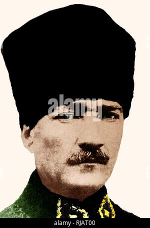 Mustafa Kemal Atatürk (1881 - 1938) esercito turco officer, rivoluzionario e fondatore della Repubblica di Turchia, che serve come il suo primo presidente dal 1923 fino alla sua morte nel 1938. Foto Stock