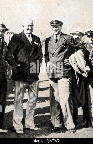 Fotografia di Karl Ritter von Halt (sinistra) (1981 - 1964) durante il 1932 giochi olimpici. Egli è stato il presidente del comitato per l'organizzazione della quarta edizione dei Giochi Olimpici Invernali e nel 1944 Karl Ritter von Halt ha portato l'Ufficio Sport del Terzo Reich. Foto Stock