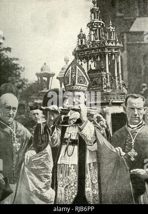 Processione annuale del Santo sangue, Bruges, Belgio Foto Stock