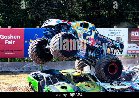 Gosen, Connecticut. Il 4 settembre 2017. Il stallone nero monster truck a Goscen annuale fiera in Gosen Connecticut, Litchfield County su un sunn Foto Stock