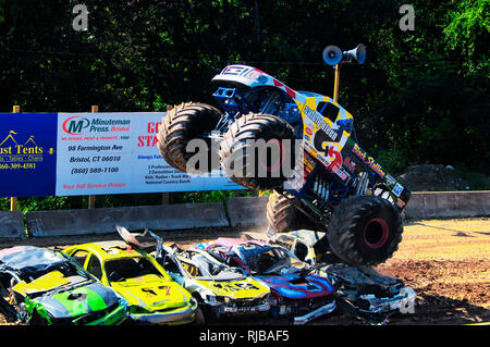 Gosen, Connecticut. Il 4 settembre 2017. Il stallone nero monster truck a Goscen annuale fiera in Gosen Connecticut, Litchfield County su un sunn Foto Stock