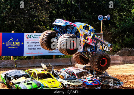 Gosen, Connecticut. Il 4 settembre 2017. Il stallone nero monster truck a Goscen annuale fiera in Gosen Connecticut, Litchfield County su un sunn Foto Stock