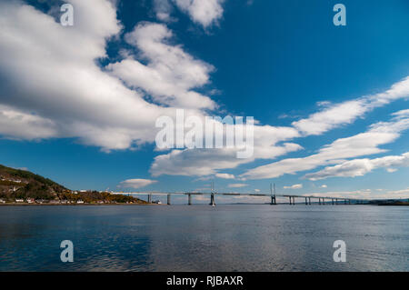 Il Kessock ponte che porta la A9 al di sopra del Moray Firth a Inverness, Inverness-shire, Scozia. Marzo. Foto Stock