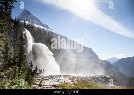 Kanada, British Columbia, Kanadische Montagne Rocciose, il Monte Robson Provincial Park, l'imperatore cade, Foto Stock