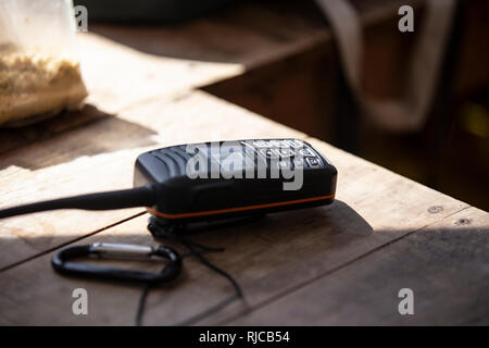 Kanada, British Columbia, Johnstone Strait Verbindung zur Au√üenwelt, Funkger√§t, GPS Foto Stock