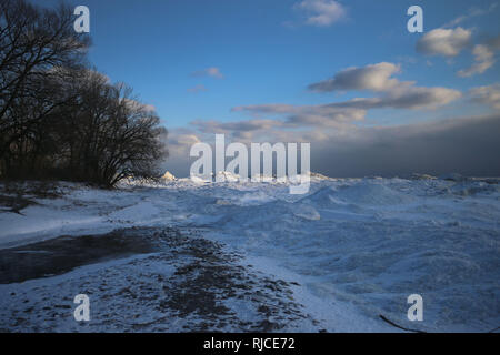 Il lago Ontario e Nuwatin riserva naturale in inverno la presa Foto Stock